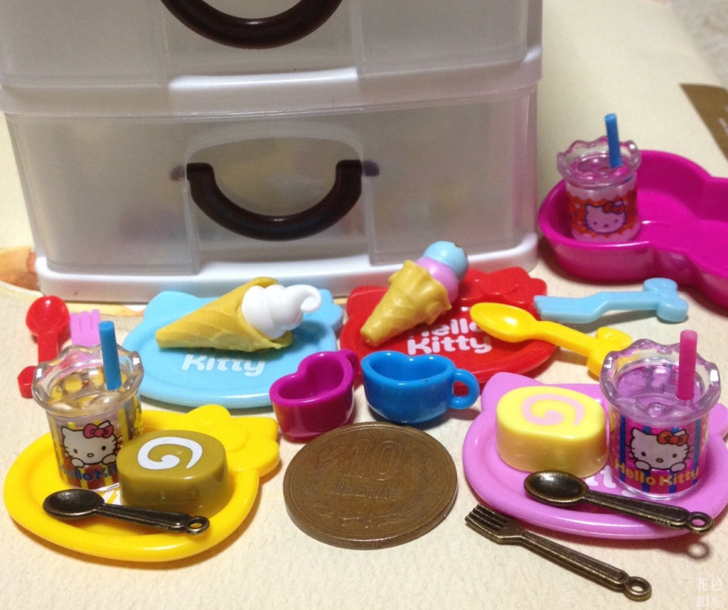 百均キティちゃんグッズ