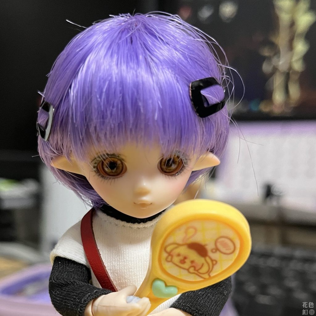 版権が危ない感じの手鏡